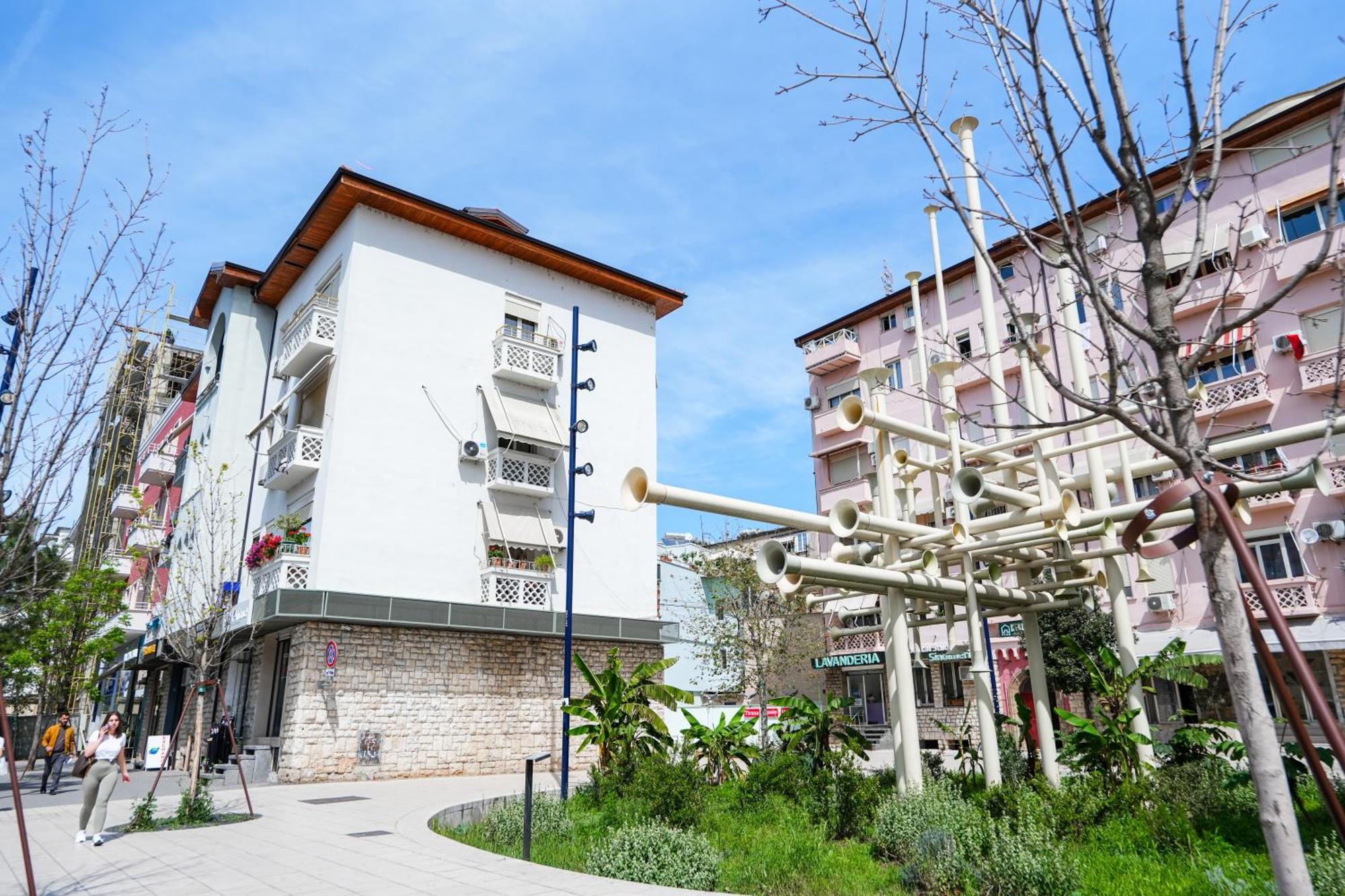 City Center Hideout - Studio Apartment Tirana Exterior foto